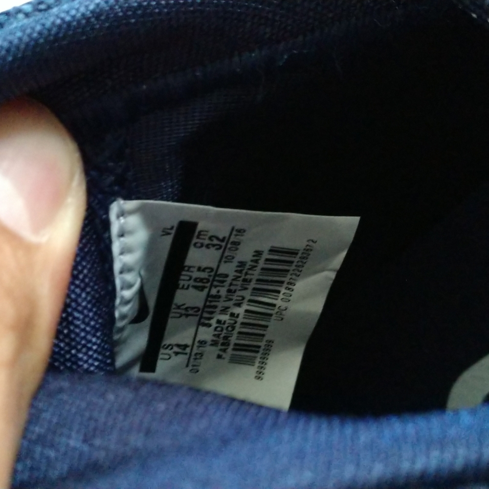 Nike - Picture 8 of 8